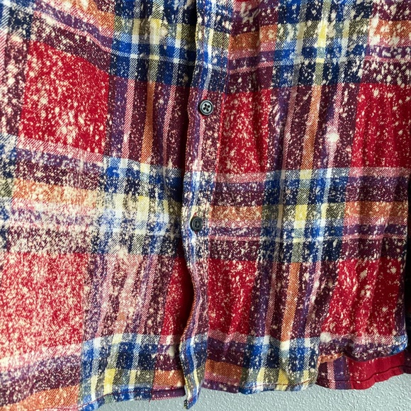 Old Navy Button Down Mens Size XL Plaid Red Bleached Long Sleeve Custom Unique - Picture 3 of 8